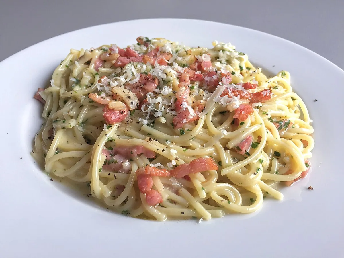 Spaghetti alla Carbonara hero